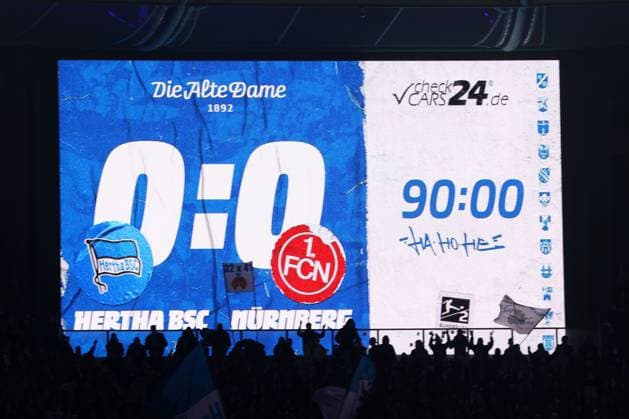 DEU, DFL, 2. FBL, Hertha BSC vs. 1.FC Nuernberg, 21.02.2025, Berliner Olympiastadion, Berlin, DEU, DFL, 2. FBL, Hertha BSC vs. 1.FC Nuernberg, im Bild Anzeigetafel mit dem Endergebnis, 0:0 DFL - regulations prohibit any use of Photographs as image sequences and or quasi-video Foto: Juergen Engler nordphoto GmbH