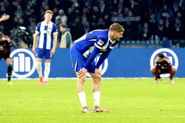 DEU, DFL, 2. FBL, Hertha BSC vs. 1.FC Nuernberg, 21.02.2025, Berliner Olympiastadion, Berlin, DEU, DFL, 2. FBL, Hertha BSC vs. 1.FC Nuernberg, im Bild Marton Dardai (Hertha BSC Berlin 31) DFL - regulations prohibit any use of Photographs as image sequences and or quasi-video Foto: Juergen Engler nordphoto GmbH