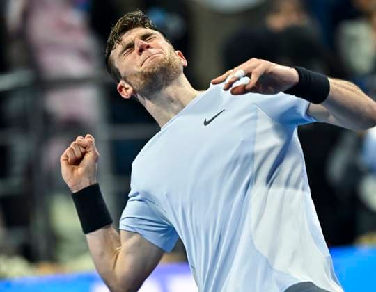 (250222) -- DOHA, Feb. 22, 2025 -- Jack Draper of Britain celebrates after winning the men s singles semifinal match between Jiri Lehecka of the Czech Republic and Jack Draper of Britain at the ATP, Tennis Herren Qatar Open tennis tournament in Doha, Qatar, Feb. 21, 2025. (Photo by Xinhua) (SP)QATAR-DOHA-TENNIS-ATP QATAR OPEN 2025-MEN S SINGLES-SEMIFINAL Nikku 