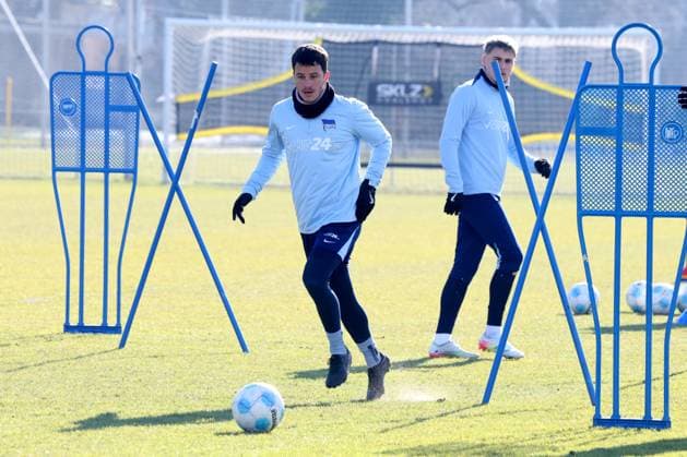 DEU, DFL, 2. FBL Hertha BSC, Training, 22.02.2025, Sportforum, Berlin, DEU, DFL, 2. FBL Hertha BSC, Training, im Bild Diego Demme (Hertha BSC Berlin 6) DFL - regulations prohibit any use of Photographs as image sequences and or quasi-video Foto: Juergen Engler nordphoto GmbH