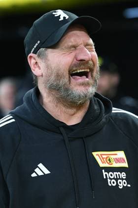 Sport Bilder des Tages Fußball 1. Bundesliga 23. Spieltag Borussia Dortmund - 1. FC Union Berlin am 22.02.2025 im Signal Iduna Park in Dortmund Steffen Baumgart ( Trainer Cheftrainer Berlin ) lacht DFL regulations prohibit any use of photographs as image sequences and or quasi-video. *** Soccer 1 Bundesliga 23 Matchday Borussia Dortmund 1 FC Union Berlin on 22 02 2025 at Signal Iduna Park in Dortmund Steffen Baumgart Coach Head Coach Berlin laughs DFL regulations prohibit any use of photographs as image sequences and or quasi video xRx