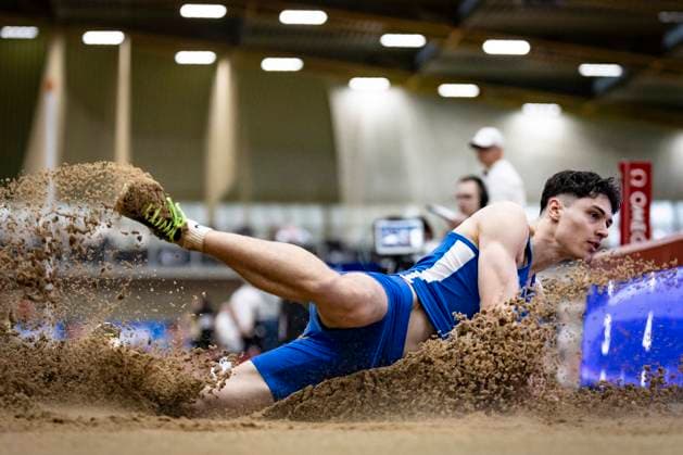 Sport Themen der Woche KW08 Sport Bilder des Tages Deutsche Leichtathletik-Hallenmeisterschaften; Dortmund, 22.02.2025 Steven Freund (LAC Erdgas Chemnitz); Deutsche Leichtathletik-Hallenmeisterschaften am 22.02.2025 in der Helmut-Körnig-Halle in Dortmund. *** German Athletics Indoor Championships Dortmund, 22 02 2025 Steven Freund LAC Erdgas Chemnitz German Athletics Indoor Championships on 22 02 2025 in the Helmut Körnig Hall in Dortmund Copyright: xBEAUTIFULxSPORTS AxelxKohringx