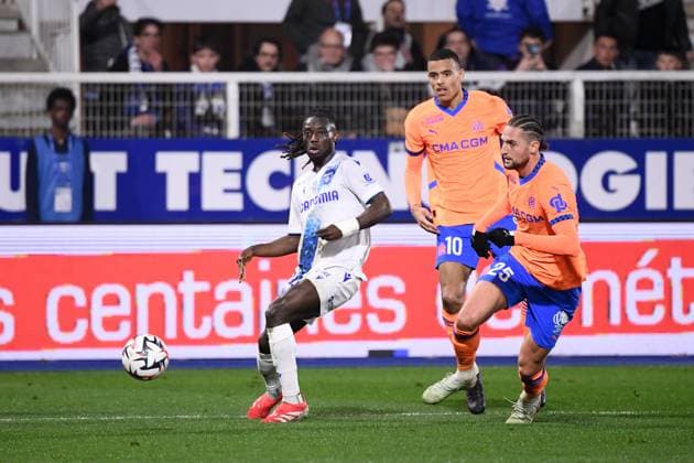 AJ Auxerre v Olympique de Marseille - Ligue 1 McDonald s 2024 2025 25 Adrien RABIOT (om) - 14 Gideon MENSAH (aja) - 10 Mason GREENWOOD (om) during the Ligue 1 McDonald s match between Auxerre and Marseille at Stade Abbe Deschamps on February 22, 2025 in Auxerre, France. Auxerre France  Copyright: xFEPx 776286372