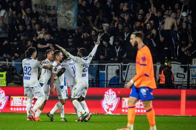 FOOTBALL :AJ Auxerre vs Olympique de Marseille - Ligue 1 - JournÃ e 23 - 21 02 2025 Joie des joueurs de l™AJ Auxerre aprÃ s le but de GaÃ«tan Perrin (AJ Auxerre) AuxerreFrance  Copyright: xBaptistexAutissierx