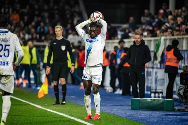 FOOTBALL :AJ Auxerre vs Olympique de Marseille - Ligue 1 - JournÃ e 23 - 21 02 2025 Gideon Mensah (AJ Auxerre) AuxerreFrance  Copyright: xBaptistexAutissierx