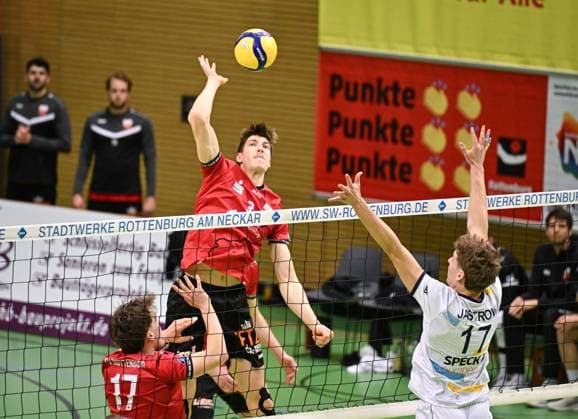 Volleyball 2. Bundesliga Saison 2024 2025 22.02.2024 TV Rottenburg - SV Schwaig Jan Huber (Mitte, TV Rottenburg)