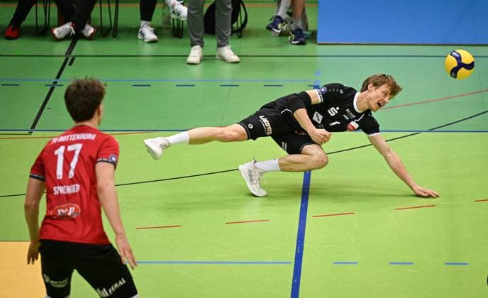 Volleyball 2. Bundesliga Saison 2024 2025 22.02.2024 TV Rottenburg - SV Schwaig Dirk Mehlberg (re, TV Rottenburg)