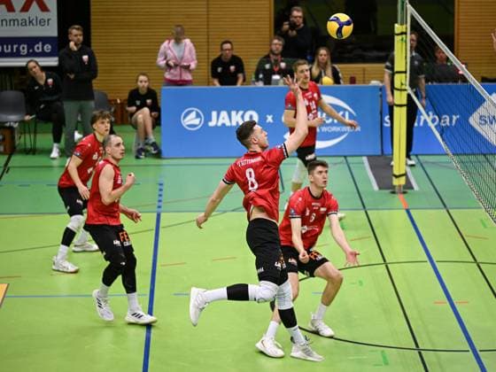 Volleyball 2. Bundesliga Saison 2024 2025 22.02.2024 TV Rottenburg - SV Schwaig Niklas Lichtenauer (Mitte, TV Rottenburg)