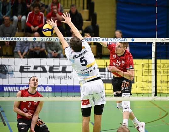 Volleyball 2. Bundesliga Saison 2024 2025 22.02.2024 TV Rottenburg - SV Schwaig Timon Schippmann (re, TV Rottenburg