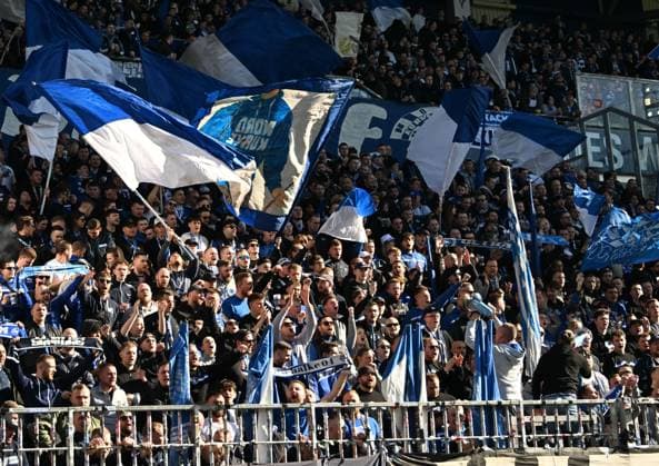 23.02.2025, xsltx, Fussball 2.Bundesliga, SV Darmstadt 98 - FC Schalke 04 v.l. Fanblock Schalke 04 (DFL DFB REGULATIONS PROHIBIT ANY USE OF PHOTOGRAPHS as IMAGE SEQUENCES and or QUASI-VIDEO)