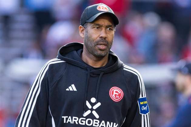 2. Fußball Bundesliga, 1. FC Köln - Fortuna Düsseldorf; 23.02.2024 Daniel Thioune (Fortuna Düsseldorf, Cheftrainer). 2. Fußball Bundesliga, 1. FC Köln - Fortuna Düsseldorf, 23. Spieltag, am 23.02.2024, RheinEnergie-Stadion, Köln. DFL regulations prohibit any use of photographs as image sequences and or quasi-video