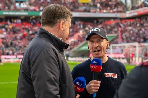 23.02.2025, Fussball: 2. Bundesliga, Saison 2024 2025, 23. Spieltag, 1. FC Koeln - Fortuna Duesseldorf im RheinEnergieStadion in Koeln. Gerhard Struber (1. FC Koeln, Trainer) beim Interview. Wichtiger Hinweis: Gemaess den Vorgaben der DFL Deutsche Fussball Liga bzw. des DFB Deutscher Fussball-Bund ist es untersagt, in dem Stadion und oder vom Spiel angefertigte Fotoaufnahmen in Form von Sequenzbildern und oder videoaehnlichen Fotostrecken zu verwerten bzw. verwerten zu lassen. Foto: Kirchner-Media Thomas Haesler