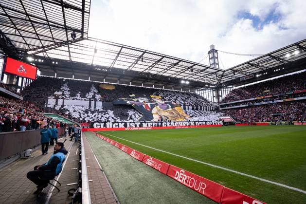 GER, 2. FBL, 1. FC Köln Koeln vs Fortuna Düsseldorf Duesseldorf 23.02.2025, Rheinenergie Stadion, Köln, GER, 2. FBL, 1. FC Köln Koeln vs Fortuna Düsseldorf Duesseldorf Im Bild: Choreografie der Fans von 1. FC Köln Koeln