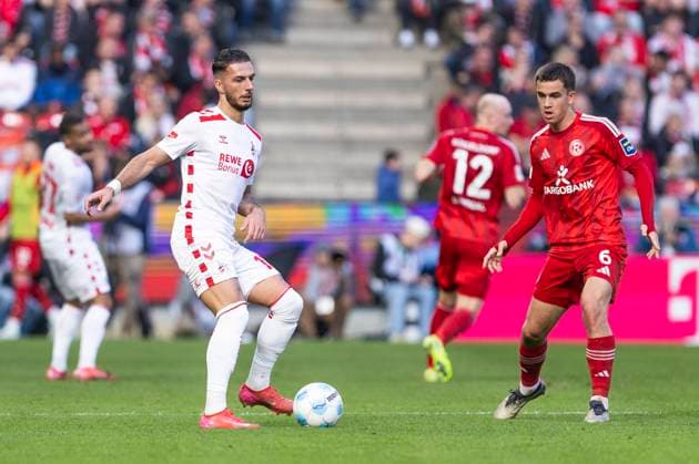 2. Fußball Bundesliga: 1. FC Köln - Fortuna Düsseldorf, 23.02.2024 Leart Pacarada (1. FC Köln, 17), Giovanni Haag (Fortuna Düsseldorf, 6). 2. Fußball Bundesliga, 1. FC Köln - Fortuna Düsseldorf, 23. Spieltag, am 23.02.2024, RheinEnergie-Stadion, Köln. DFL regulations prohibit any use of photographs as image sequences and or quasi-video