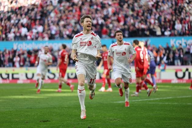 GER, 2.FBL, 1. FC Koeln vs. Fortuna Duesseldorf 23.02.2025, Rheinenergie Stadion, Koeln, GER, 2.FBL, 1. FC Koeln vs. Fortuna Duesseldorf , im Bild: 1:0 fuer Koeln Torjubel Jubel Jubellauf, Torschuetze Florian Kainz (FC Koeln 11), nordphotoxGmbHx xMeuter nph00351