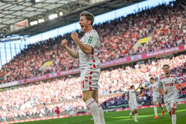 GER, 2.FBL, 1. FC Koeln vs. Fortuna Duesseldorf 23.02.2025, Rheinenergie Stadion, Koeln, GER, 2.FBL, 1. FC Koeln vs. Fortuna Duesseldorf , im Bild: 1:0 fuer Koeln Torjubel Jubel Jubellauf, Torschuetze Florian Kainz (FC Koeln 11),
