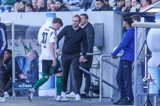 23.02.2025, Fussball, Saison 2024 2025, 2. Bundesliga, 23. Spieltag, SV Darmstadt 98 - FC Schalke 04, Max Grüger (FC Schalke 04) Darmstadt Böllenfalltor Hessen Deutschland xRHR-FOTO YYx