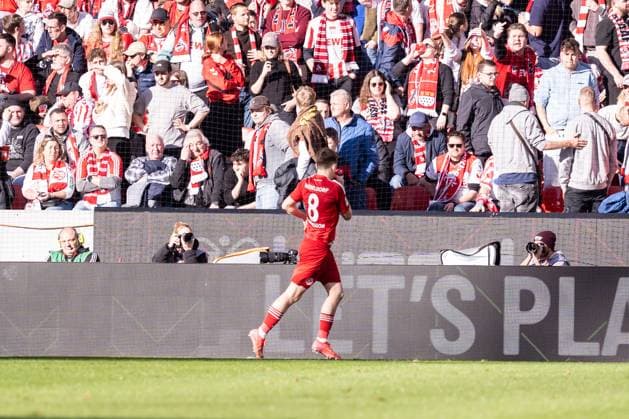 GER, 2. FBL, 1. FC Köln Koeln vs Fortuna Düsseldorf Duesseldorf 23.02.2025, Rheinenergie Stadion, Köln, GER, 2. FBL, 1. FC Köln Koeln vs Fortuna Düsseldorf Duesseldorf Im Bild: Torjubel Jubel ueber das Tor zum 1:1 durch Ãsak Bergmann Johannesson Isak Johannesson (Fortuna Düsseldorf Fortuna Duesseldorf, 8)