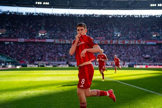 Jubel nach dem 1:1 durch Johannesson Isak Bergmann (Fortuna Duesseldorf, 08) 1. FC Koeln vs. Fortuna Duesseldorf, Fussball, 2. Bundesliga, 23. Spieltag, Saison 2024 2025, 23.02.2025 1. FC Koeln vs. Fortuna Duesseldorf, Fussball, 2. Bundesliga, 23. Spieltag, Saison 2024 2025, 23.02.2025 Koeln