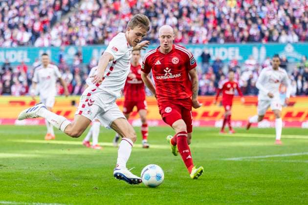 2. Fußball Bundesliga: 1. FC Köln - Fortuna Düsseldorf, 23.02.2025 Timo Hübers (1. FC Köln, 4), Valgeir Lunddal (Fortuna Düsseldorf, 12). 2. Fußball Bundesliga, 1. FC Köln - Fortuna Düsseldorf, 23. Spieltag, am 23.02.2025, RheinEnergie-Stadion, Köln. DFL regulations prohibit any use of photographs as image sequences and or quasi-video