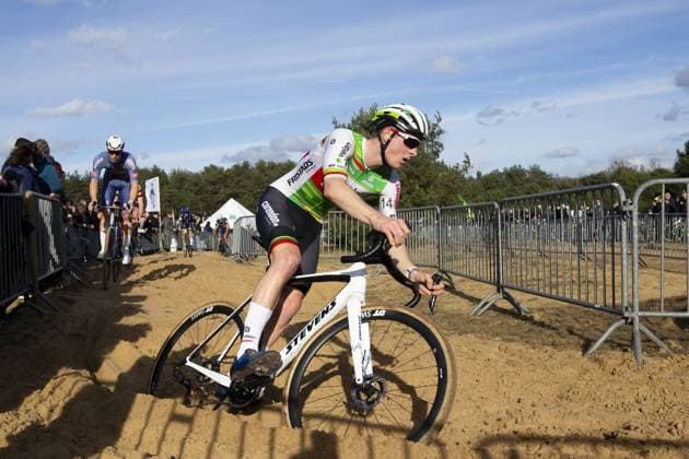 Belgian Toon Vandebosch pictured during the men s elite race at the Sluitingsprijs Oostmalle cyclocross race, Sunday 23 February 2025, in Oostmalle, the last race of the 2024-2025 cyclocross season. KRISTOFxVANxACCOM  x113112622x