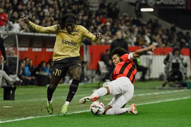 FOOTBALL : Nice vs Montpellier - ligue 1 - 23 2 25 Montpellier s forward 70 Edwing Tanguy Coulibaly and Nice™s defender 4 Dante during the during the French L1 football match between Nice (OGCN) and Montpellier (MHSC) at Allianz Riviera Stadium of Nice, south France, on February 23, 2025. NICEFrance  Copyright: xfredxDIDES psnewzx