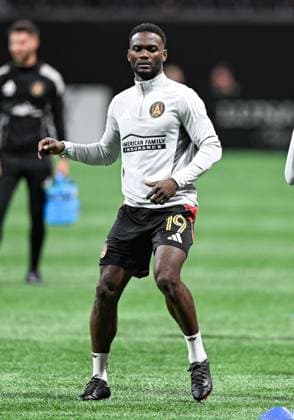 ATLANTA, GA Ã FEBRUARY 22: Atlanta forward Emmanuel Latte Lath (19) warms up prior to the start of the MLS, Fussball Herren, USA match between CF Montreal and Atlanta United FC on February 22nd, 2025 at Mercedes-Benz Stadium in Atlanta, GA. (Photo by Rich von Biberstein Icon Sportswire) SOCCER: FEB 22 MLS Atlanta United FC vs CF Montreal EDITORIAL USE ONLY Icon250222089