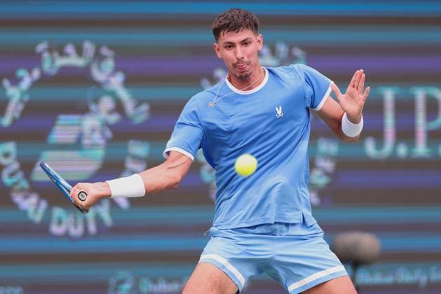 Alexei Popyrin, Dubai Duty Free Tennis Championships, Dubai, U.A.E. Tennis - Dubai Tennis Championships 2025 - ATP, Tennis Herren - Dubai Duty Free Tennis Stadium - Dubai - - United Arab Emirates - 24 February 2025. Copyright: xJuergenxHasenkopfx