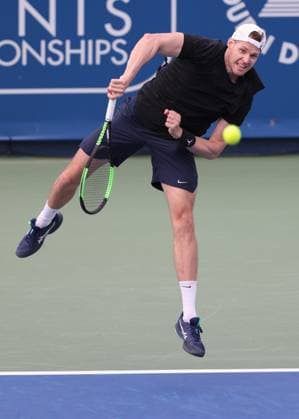 Robin Haase und Hendrik Jebens (Kappe), Herren Doppel, Men s Doubles, Dubai Duty Free Tennis Championships, Dubai, U.A.E. Tennis - Dubai Tennis Championships 2025 - ATP, Tennis Herren - Dubai Duty Free Tennis Stadium - Dubai - - United Arab Emirates - 25 February 2025. Copyright: xJuergenxHasenkopfx