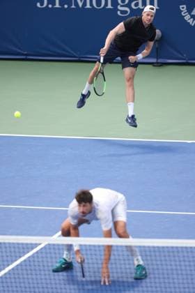 Robin Haase und Hendrik Jebens, Herren Doppel, Men s Doubles, Dubai Duty Free Tennis Championships, Dubai, U.A.E. Tennis - Dubai Tennis Championships 2025 - ATP, Tennis Herren 500 - Dubai Duty Free Tennis Stadium - Dubai - - United Arab Emirates - 26 February 2025. Copyright: xJuergenxHasenkopfx