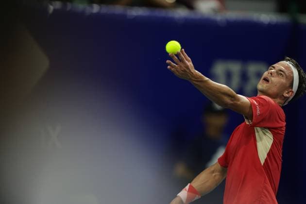 (250227) -- ACAPULCO, Feb. 27, 2025 -- Daniel Altmaier of Germany serves during the men s singles round of 16 match against Tomas Machac of the Czech Republic at the 2025 ATP, Tennis Herren Mexican Open tennis tournament in Acapulco, Mexico, Feb. 26, 2025. (Photo by Xinhua) (SP)MEXICO-ACAPULCO-TENNIS-ATP-MEXICAN OPEN-MEN S SINGLES FranciscoxCanedo 