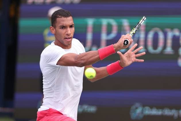 Felix Auger-Aliassime (CAN), Dubai Duty Free Tennis Championships, Dubai, U.A.E. Tennis - Dubai Tennis Championships 2025 - ATP, Tennis Herren 500 - Dubai Duty Free Tennis Stadium - Dubai - - United Arab Emirates - 27 February 2025. Copyright: xJuergenxHasenkopfx