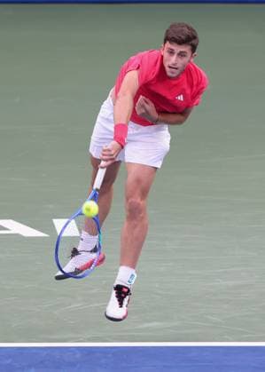 Luca Nardi (ITA), Dubai Duty Free Tennis Championships, Dubai, U.A.E. Tennis - Dubai Tennis Championships 2025 - ATP, Tennis Herren 500 - Dubai Duty Free Tennis Stadium - Dubai - - United Arab Emirates - 27 February 2025. Copyright: xJuergenxHasenkopfx