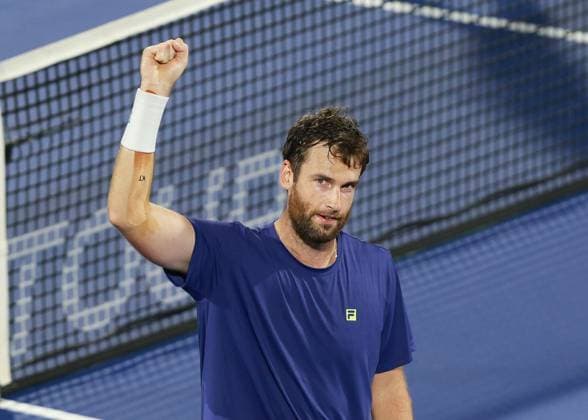 Quentin Halys jubelt nach dem Sieg, Jubel, Freude, Emotion, Dubai Duty Free Tennis Championships, Dubai, U.A.E. Tennis - Dubai Tennis Championships 2025 - ATP, Tennis Herren 500 - Dubai Duty Free Tennis Stadium - Dubai - - United Arab Emirates - 27 February 2025. Copyright: xJuergenxHasenkopfx