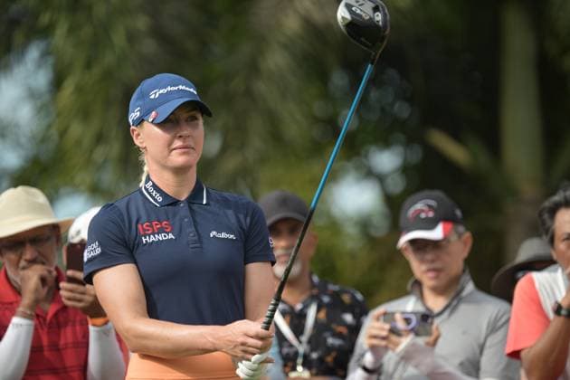 (250228) -- SINGAPORE, Feb. 28, 2025 -- Charley Hull of England competes during the second round of the HSBC Women s Golf World Championship, WM, Weltmeisterschaft held in Singapore s Sentosa Golf Club on Feb. 28, 2025. (Photo by Xinhua) (SP)SINGAPORE-GOLF-WOMEN S WORLD CHAMPIONSHIP ThenxChihxWey 