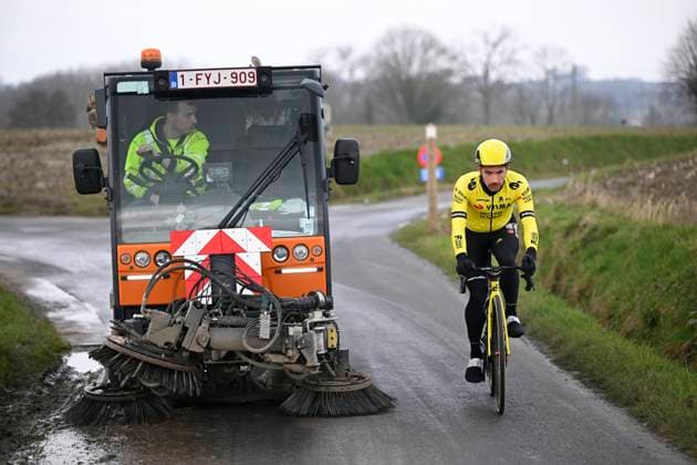 Flanders Classics opening weekend 2025 - training session 28 02 2025 OUDENAARDE, BELGIUM - FEBRUARY 28 : Campenaerts Victor (BEL) of Team Visma Lease a Bike pictured during a during a training session ahead of the Flanders Classics opening weekend with Omloop Het Nieuwsblad and Kuurne Brussel Kuurne on February 28, 2025 in Oudenaarde, Belgium, 28 02 2025 Oudenaarde Belgium  Copyright: xNicoxVereeckenx