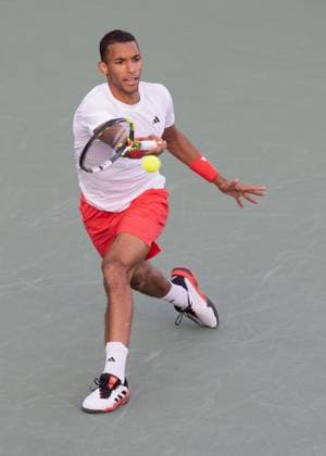 Felix Auger-Aliassime (CAN), Dubai Duty Free Tennis Championships, Dubai, U.A.E. Tennis - Dubai Tennis Championships 2025 - ATP, Tennis Herren 500 - Dubai Duty Free Tennis Stadium - Dubai - - United Arab Emirates - 28 February 2025. Copyright: xJuergenxHasenkopfx