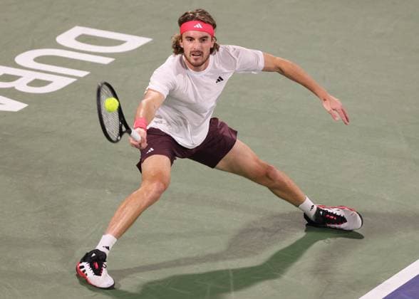 Stefanos Tsitsipas, Dubai Duty Free Tennis Championships, Dubai, U.A.E. Tennis - Dubai Tennis Championships 2025 - ATP, Tennis Herren 500 - Dubai Duty Free Tennis Stadium - Dubai - - United Arab Emirates - 28 February 2025. Copyright: xJuergenxHasenkopfx