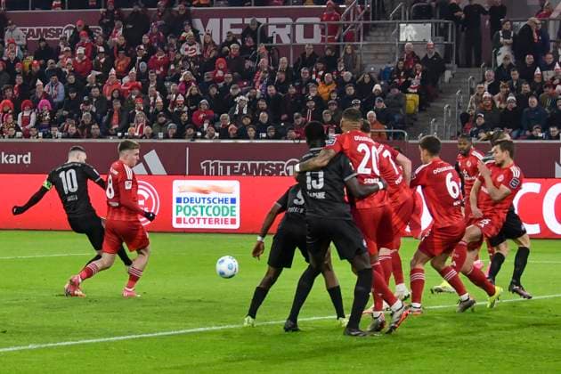 Branimir Hrgota (Greuther Fürth Fuerth 10) erzielt das Tor zum 1:1 28.02.2025 Fussball Fortuna Duesseldorf vs SpVgg Greuther Fuerth, Merkur Spiel-Arena, Duesseldorf, DFB DFL REGULATIONS PROHIBIT ANY USE OF PHOTOGRAPHS AS IMAGE SEQUENCES AND OR QUASI-VIDEO