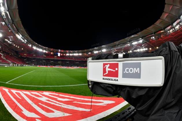vor Spielbeginn:TV Kamera Logo Bundesliga VfB Stuttgart VfB Stuttgart vs FC Bayern Muenchen FCB 28.02.2025 DFL REGULATIONS PROHIBIT ANY USE OF PHOTOGRAPHS AS IMAGE SEQUENCES AND OR QUASI-VIDEO VfB Stuttgart vs FC Bayern Muenchen FCB *** before the start of the match TV camera Logo Bundesliga VfB Stuttgart VfB Stuttgart vs FC Bayern Muenchen FCB 28 02 2025 DFL REGULATIONS PROHIBIT ANY USE OF PHOTOGRAPHS AS IMAGE SEQUENCES AND OR QUASI VIDEO VfB Stuttgart vs FC Bayern Muenchen FCB