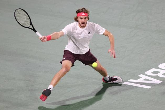 Stefanos Tsitsipas, Dubai Duty Free Tennis Championships, Dubai, U.A.E. Tennis - Dubai Tennis Championships 2025 - ATP, Tennis Herren 500 - Dubai Duty Free Tennis Stadium - Dubai - - United Arab Emirates - 28 February 2025. Copyright: xJuergenxHasenkopfx