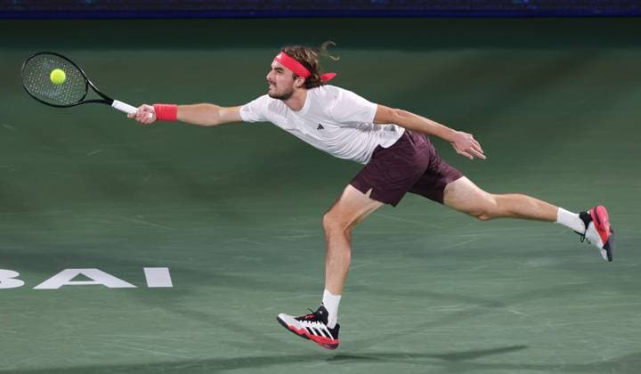 Stefanos Tsitsipas, Dubai Duty Free Tennis Championships, Dubai, U.A.E. Tennis - Dubai Tennis Championships 2025 - ATP, Tennis Herren 500 - Dubai Duty Free Tennis Stadium - Dubai - - United Arab Emirates - 28 February 2025. Copyright: xJuergenxHasenkopfx