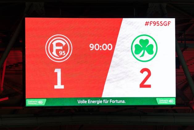 2. Fussball Bundesliga; Fortuna Düsseldorf 1895 - SpVgg Greuther Fürth; 28.02.2025 Ende in Düsseldorf 1:2 2. Fussball Bundesliga, Fortuna Düsseldorf 1895 - SpVgg Greuther Fürth, Düsseldorf, Merkur Spiel-Arena am 28.02.2025 DFL REGULATIONS PROHIBIT ANY USE OF PHOTOGRAPHS AS IMAGE SEQUENCES AND OR QUASI-VIDEO.