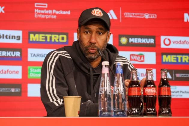 28.02.2025, xfanx, Fussball 2.Bundesliga, Fortuna Duesseldorf - SpVgg Greuther Fuerth v.l. Cheftrainer Daniel Thioune (Fortuna Düsseldorf) bei der Pressekonferenz (DFL DFB REGULATIONS PROHIBIT ANY USE OF PHOTOGRAPHS as IMAGE SEQUENCES and or QUASI-VIDEO) Duesseldorf