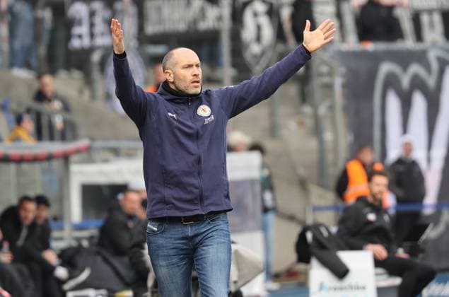 Eintracht BS vs SSV Ulm 1846 Braunschweig, 01.03.2025, Fußball, Saison 24 25, 2. Bundesliga, 24. Spieltag, Eintracht Braunschweig vs SSV Ulm 1846, Bild zeigt: Eintracht-Trainer Daniel Scherning Braunschweig