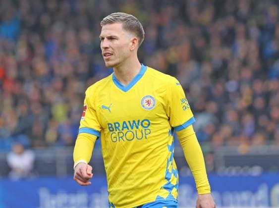 Eintracht BS vs SSV Ulm 1846 Braunschweig, 01.03.2025, Fußball, Saison 24 25, 2. Bundesliga, 24. Spieltag, Eintracht Braunschweig vs SSV Ulm 1846, Bild zeigt: Lino Tempelmann (BTSV, 20) Braunschweig