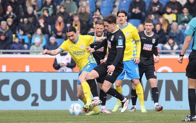 Eintracht BS vs SSV Ulm 1846 Braunschweig, 01.03.2025, Fußball, Saison 24 25, 2. Bundesliga, 24. Spieltag, Eintracht Braunschweig vs SSV Ulm 1846, Bild zeigt: Rayan Philippe (BTSV, 9) Braunschweig