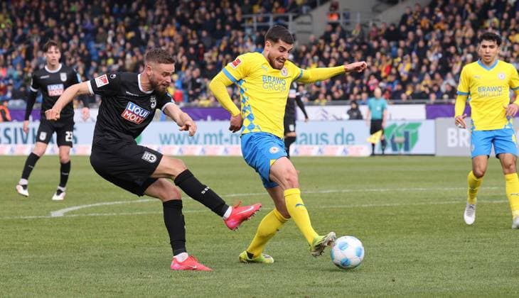 Eintracht BS vs SSV Ulm 1846 Braunschweig, 01.03.2025, Fußball, Saison 24 25, 2. Bundesliga, 24. Spieltag, Eintracht Braunschweig vs SSV Ulm 1846, Bild zeigt: Fabio Di Michele Sanchez (BTSV, 22) Braunschweig