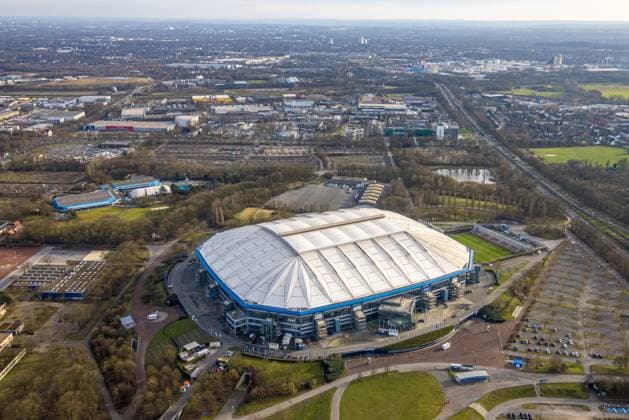 Luftbild, Bundesligastadion Veltins-Arena des FC Schalke 04, auch Arena AufSchalke Fußballstadion, Berger Feld, Erle, Gelsenkirchen, Ruhrgebiet, Nordrhein-Westfalen, Deutschland !ACHTUNGxMINDESTHONORARx60xEURO!