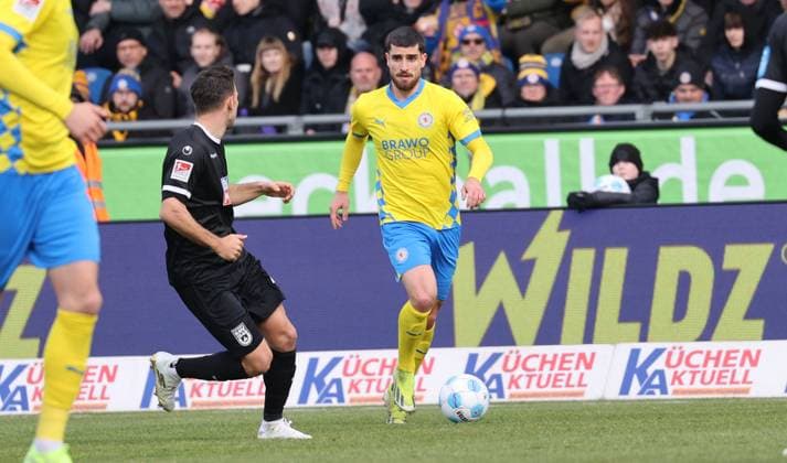 Eintracht BS vs SSV Ulm 1846 Braunschweig, 01.03.2025, Fußball, Saison 24 25, 2. Bundesliga, 24. Spieltag, Eintracht Braunschweig vs SSV Ulm 1846, Bild zeigt: Fabio Di Michele Sanchez (BTSV, 22) Braunschweig